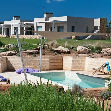 Partenope פאביננה